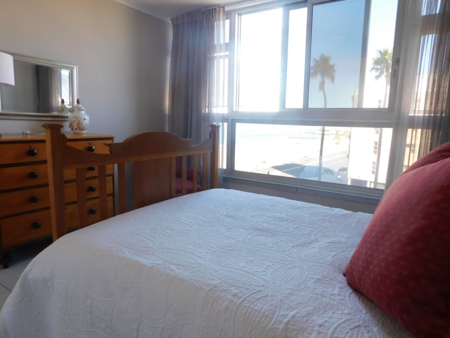 To Let 3 Bedroom Property for Rent in Strand Central Western Cape